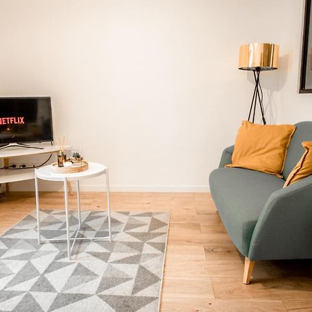 Ferienwohnung Charmant F2 Hyper Centre De Melun Exterior foto