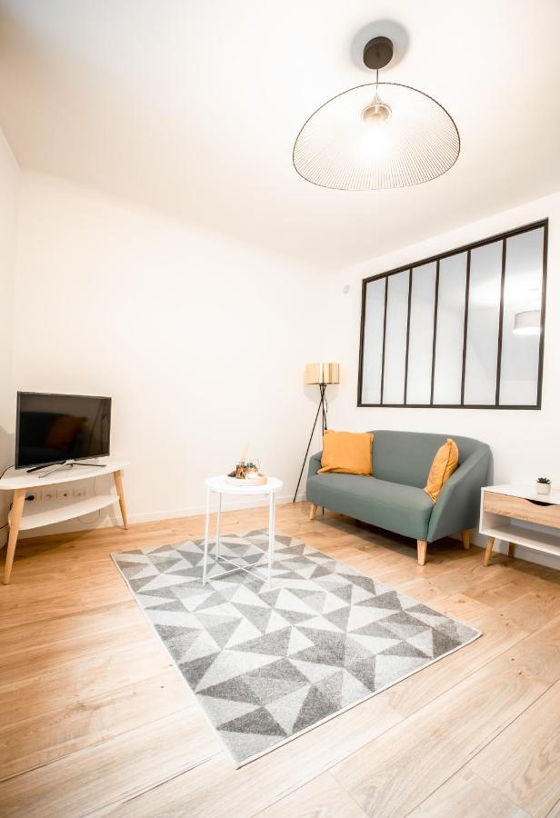 Ferienwohnung Charmant F2 Hyper Centre De Melun Exterior foto