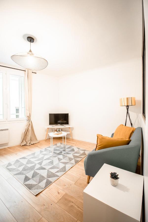 Ferienwohnung Charmant F2 Hyper Centre De Melun Exterior foto
